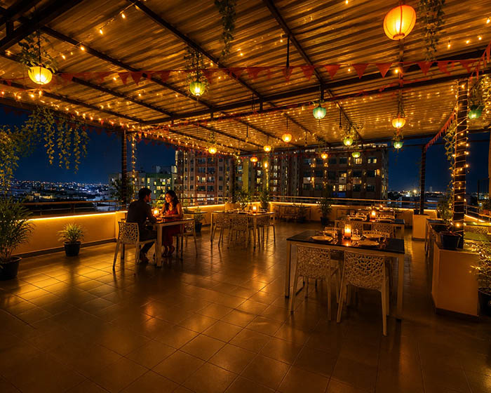 Dining Setup